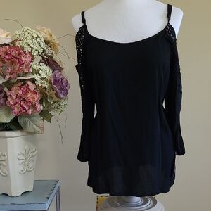 NEW Xhilaration Petite Elegant Women's Top Cold Shoulder Black Crochet Detail SP